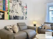 Modern möblierte 2,5 Zimmer Wohnung mit Balkon im Westend