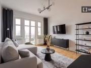 Modern möblierte 2 Zimmer Wohnung in Neukölln Modern möblierte 2 Zimmer Wohnung in Neukölln