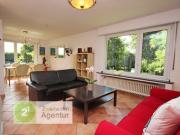 Modern möbliertes Haus im Grünen, Düsseldorf Kaiserswerth