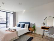 Modern New Flat near Brick Lane for Short term