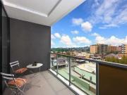 Modern North facing 2 bed apartment