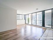 Modern North Facing 3 Bedroom Apartment with Lifestyle...
