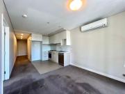 Modern north facing apartment close to Waitara Public School