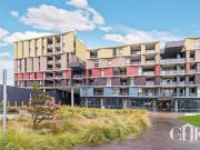 Modern North Facing Apartment Great for First home or...