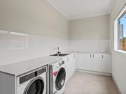 Modern North facing Waterfront Retreat