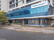 Modern office suite in harbourside location