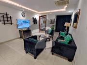 Modern One Bed Apartmentin Goldcrest Mall