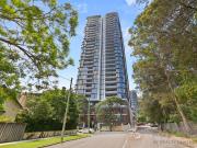 Modern One Bedroom Apartment at 'Embassy Towers'