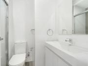 MODERN ONE BEDROOM APARTMENT IN A PEACEFUL, PRIME LOCATION