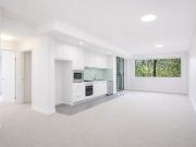 Modern One Bedroom Apartment in a Peaceful Turramurra...