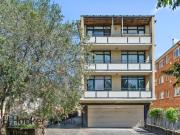 Modern One Bedroom Apartment in a Prime Location!