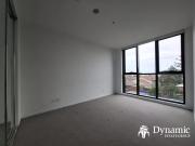 Modern One Bedroom Apartment in the Heart of Footscray