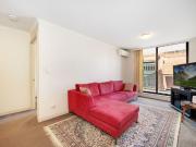 Modern One Bedroom Apartment in the Heart of North Sydney