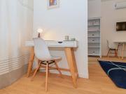 Modern One Bedroom Apartment on Via Guglielmo Silva,...