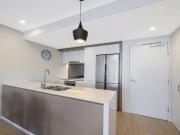 Modern One Bedroom Apartment with City Views in South...