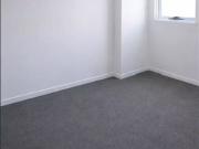 Modern One Bedroom Apartment with Parking in Convenient...