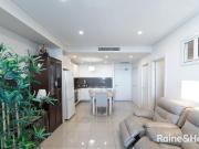 Modern One Bedroom Plus Study in Prime Canterbury Location Modern One Bedroom Plus Study in Prime Canterbury Location