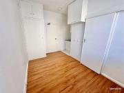 Modern One Bedroom Studio in Ashfield.