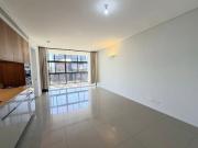 MODERN ONE BEDROOM WITH STUNNING VIEWS