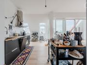 Modern Penthouse Apartment at Hackescher Markt, Berlin...