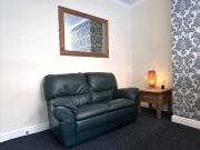 Modern Refurbished 1‑Bed Ground Floor Flat – Fully...