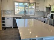 Modern Renovated 4 bedroom House with park view