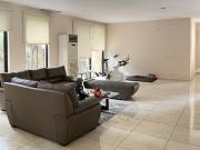 Modern Renovated House for Sale in Magallanes Village,...