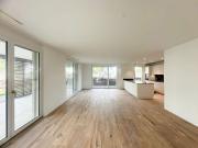 Modern renovierte Wohnung mit Charme