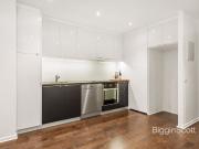 MODERN RICHMOND RETREAT MOMENTS FROM THE YARRA AND...