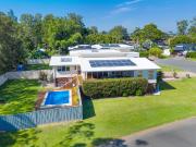 Modern Sanctuary in Quiet Setting with Reserve Backdrop