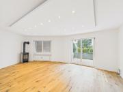 Modern sanierte 4.5 Zimmer Wohnung mit Terrasse und...