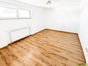 Modern saniertes Mehrfamilienhaus mit Pool, Garten und...