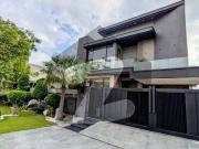 Modern serenity | 1 kanal fully furnished villa in heart...