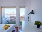 Modern single bedroom with balcony in Saldanha Room 8