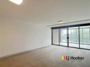 MODERN & SPACIOUS 2 BEDROOM + 2 BATHROOM APARTMENT WITH...