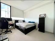 Modern & Spacious 2 beds and 2baths Apartment with Water...