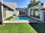 modern spacious 5 bedroom family hom.
