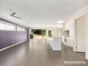 MODERN, SPACIOUS AND GREAT LOCATION!