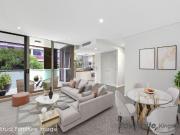 Modern & Spacious One Bedroom Apartment with Study