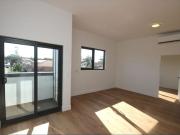 MODERN SPACIOUS UNIT