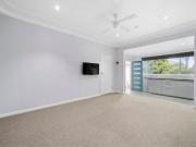 Modern Studio Apartment for Lease in North Lambton water...