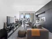 Modern Studio Apartment in Cosmopolitan Location