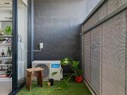 Modern studio apartment in the heart of Brunswick East