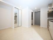 Modern Studio next Train Station