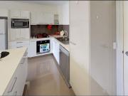 Modern & Stylish 2 Bedrooom Apartment Near UQ Campus!...