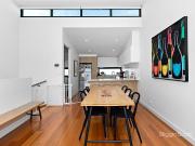 MODERN & STYLISH 3 BEDROOMS, 2.5 BATHS TOWNHOUSE IN...