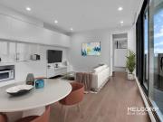 MODERN & STYLISH APARTMENT CLOSE TO THE CITY WHITEGOODS ONLY