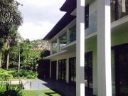 Modern Stylish House and Lot for Sale in Dasmariñas...