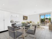 MODERN THREE BEDROOM APARTMENT