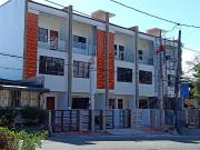 Modern Three Storey Unit for Sale in Talon Kuwatro Las...